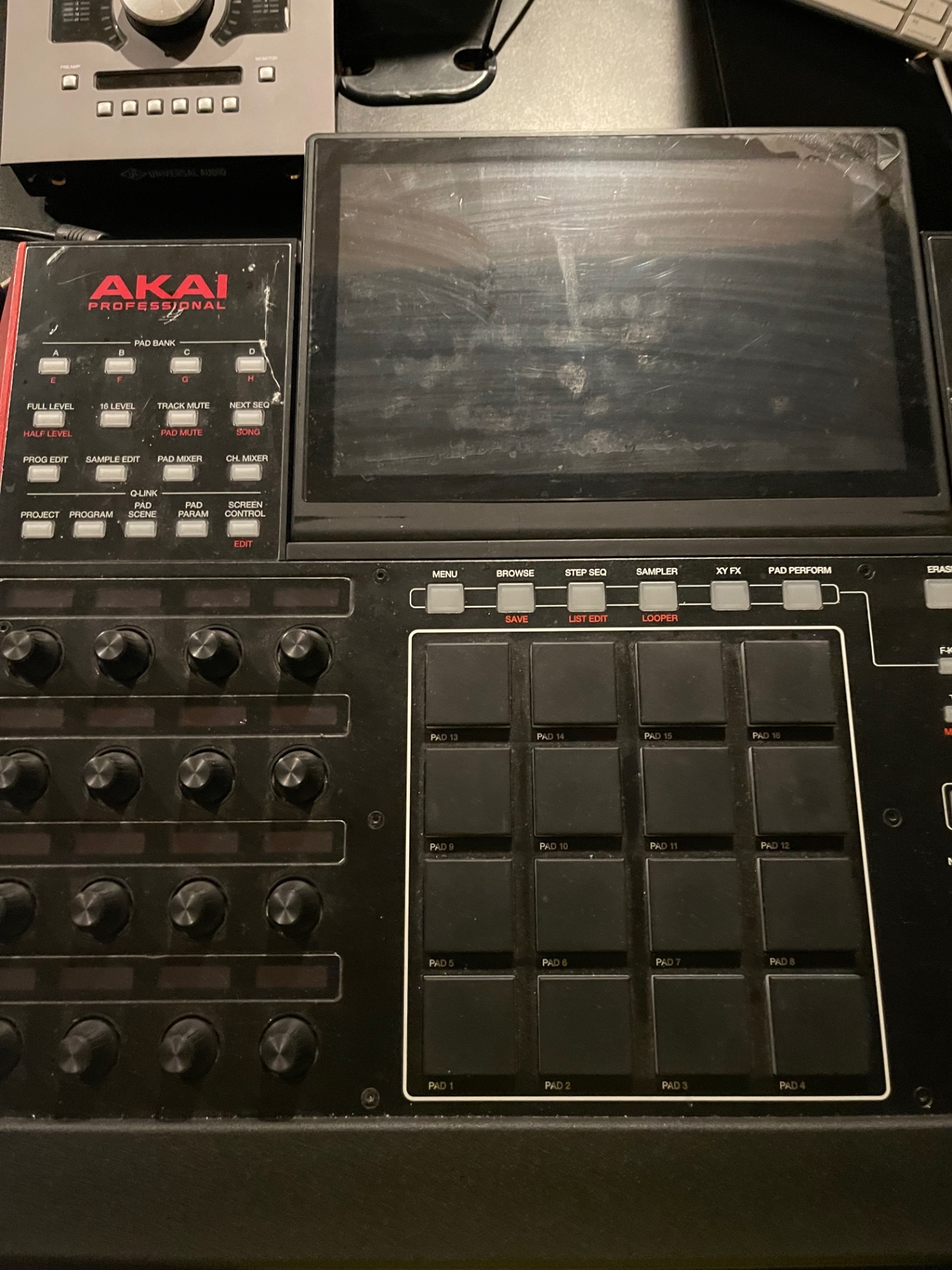 Akai Professional MPC Live II